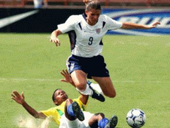 Foto Noticia Las mujeres futbolistas tienen carencia de Calcio, Yodo, ácido fólico, Flúor y Vitamina D y su alimentación es mala